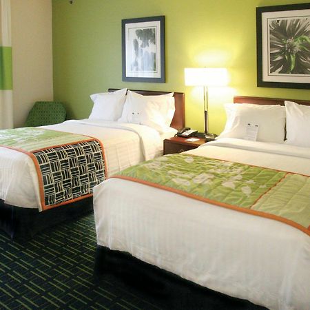 Fairfield Inn & Suites Hilton Head Island Bluffton Room photo