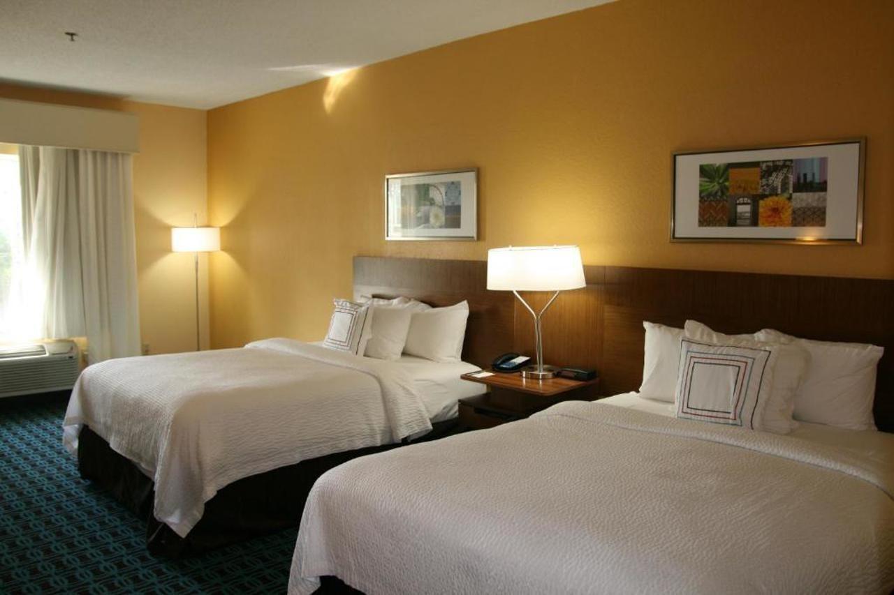 Fairfield Inn & Suites Hilton Head Island Bluffton Exterior photo